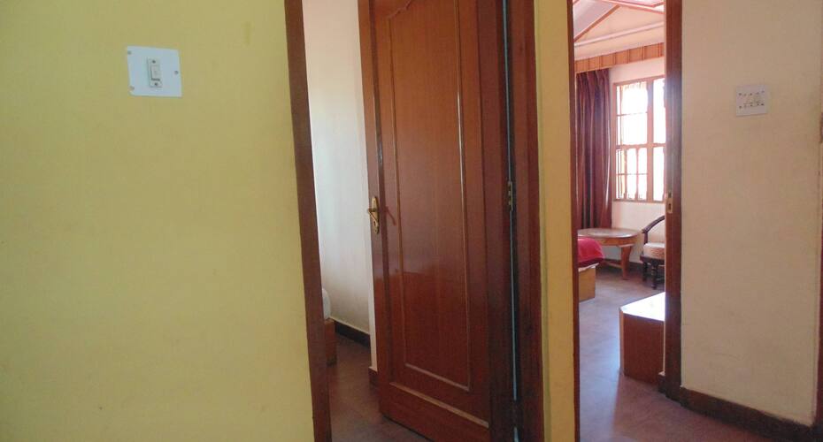 Osheen Hotel, Shimla 5